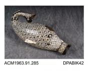 Powder flask, horn in the shape of a fish inlaid with ivory and mother of pearl, made in India