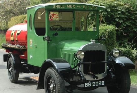 Shell lorry restoration